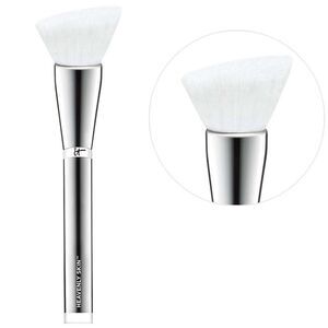 IT Cosmetics Heavenly Skin Skin-Smoothing Complexion Brush #704